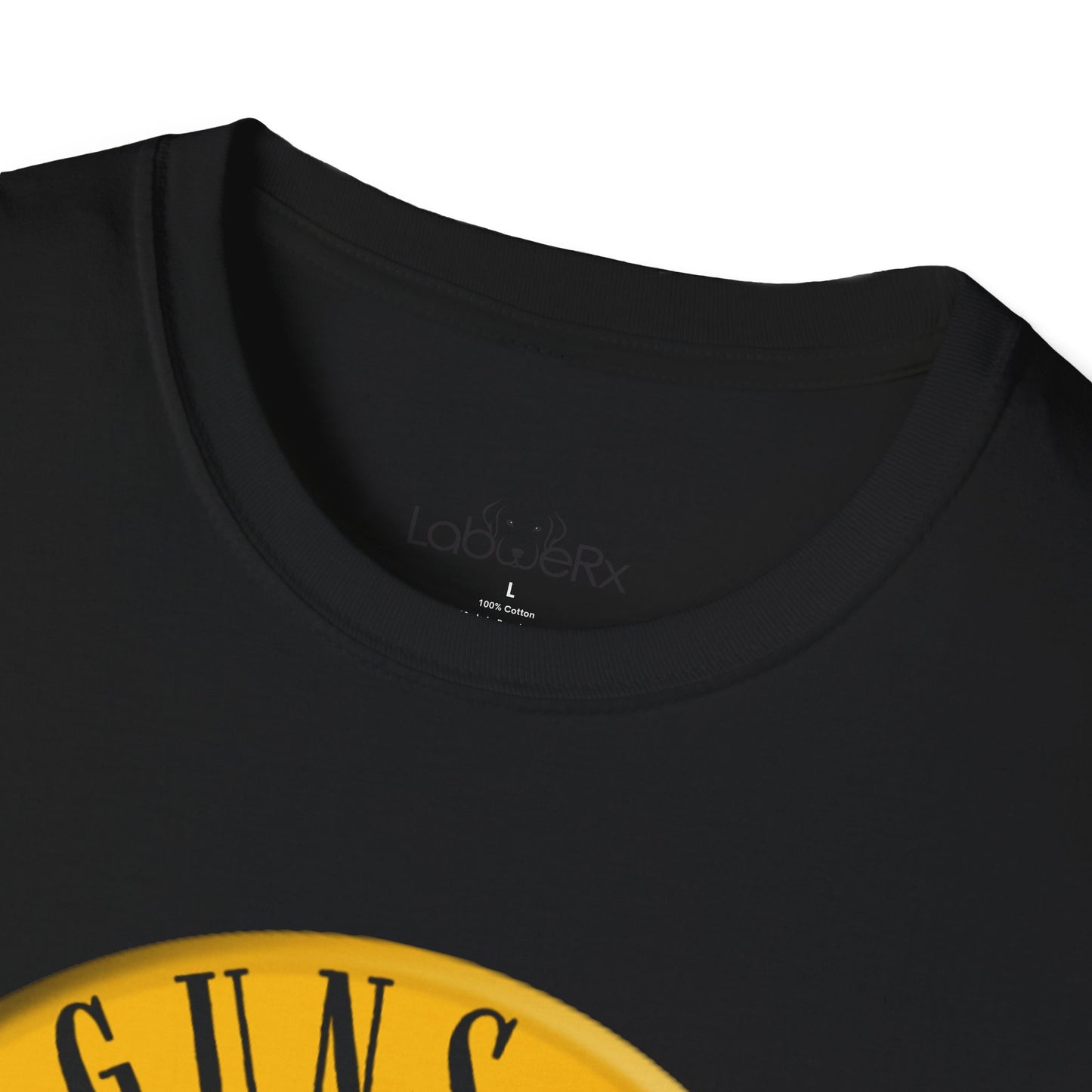 GUNS-N-POSES T-Shirt - Unisex